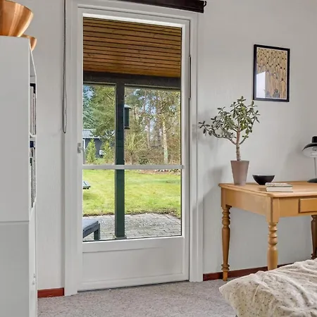 Σπίτι διακοπών Pet Friendly In With Kitchen